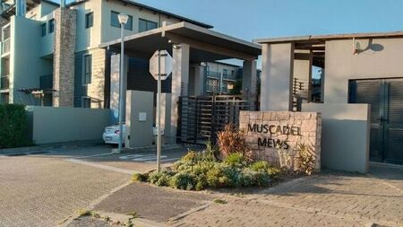 1 Bedroom loft apartment to rent in Burgundy Estate, Milnerton
