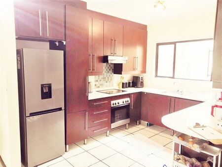 3 Bedroom Apartment in Sunninghill