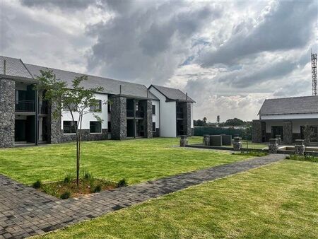 2 Bedroom Apartment in Glen Marais