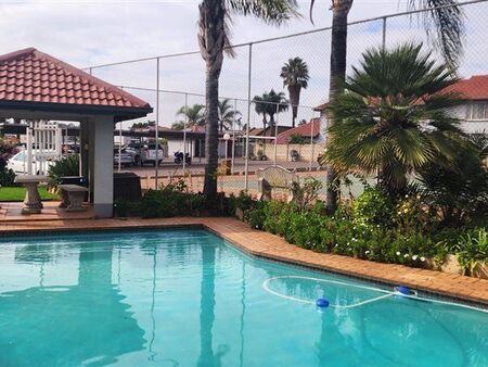 1 Bedroom Apartment in Glen Marais