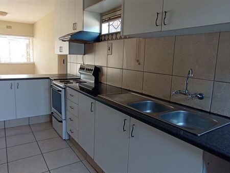 3 Bedroom Townhouse in Crystal Park