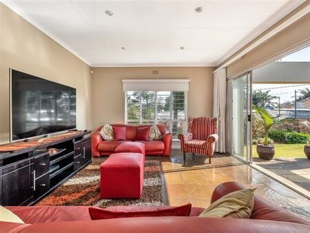 4 Bedroom House in New Brighton