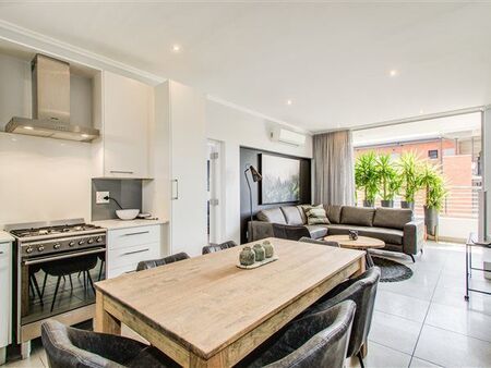 2 Bedroom Apartment in Melrose