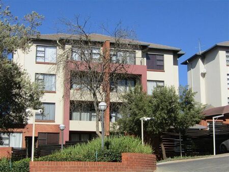 2 Bedroom Townhouse in Oakdene