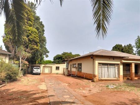 4 Bedroom House in Lyttelton Manor
