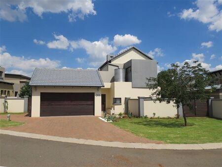 3 Bedroom House in Midstream Estate