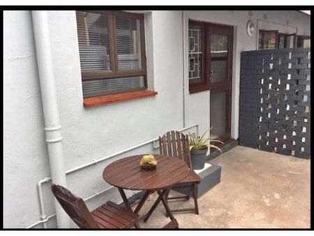 Bachelor apartment in Umhlanga Rocks
