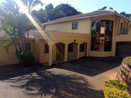 4 Bedroom House in Sunningdale