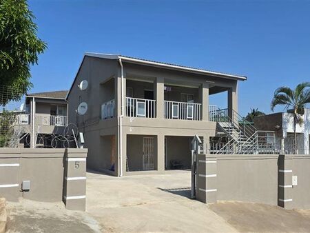 2 Bedroom Apartment in Shastri Park