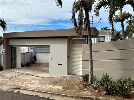 3 Bedroom Duplex in Glenwood