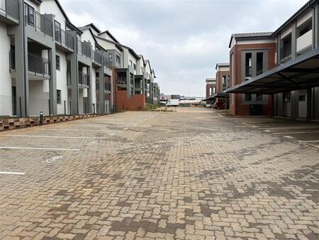 2 Bedroom Apartment in Wilgeheuwel