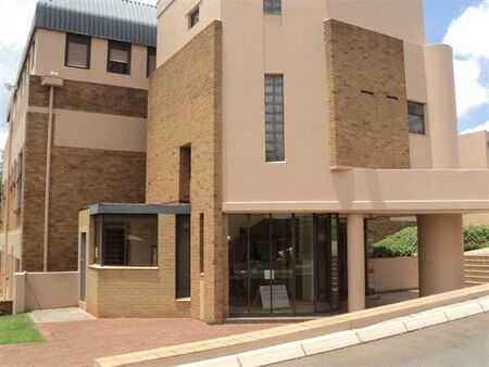 1 Bedroom Townhouse in Helderkruin