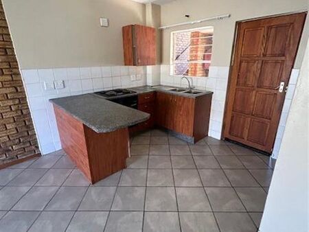 2 Bedroom Apartment in Honeydew