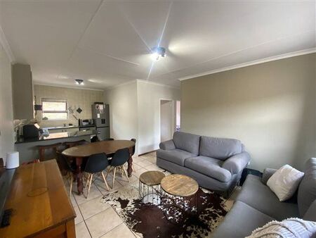2 Bedroom Apartment in Chancliff Ah
