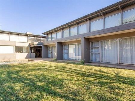 4 Bedroom House in Silver Lakes Golf Estate