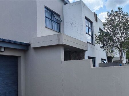 2 Bedroom Townhouse in Equestria