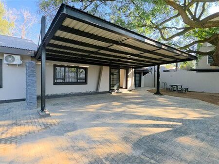 2 Bedroom Apartment in Menlyn