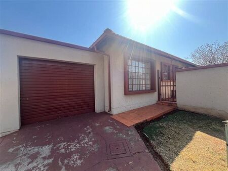 3 Bedroom Townhouse in Annlin