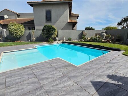 4 Bedroom House in Langebaan Country Estate