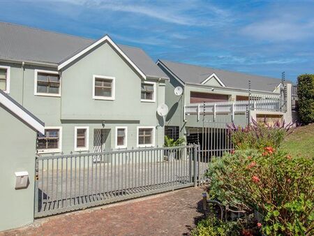 3 Bedroom Apartment in Knysna Central