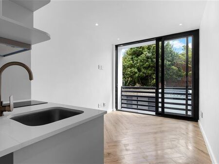 1 Bedroom Apartment in Claremont