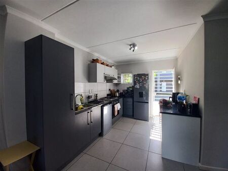1 Bedroom Apartment in Burgundy Estate