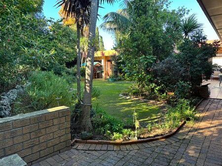 Bachelor apartment in Durbanville Hills