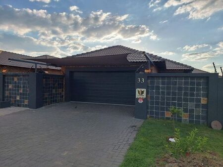 3 Bedroom house to rent in Secunda