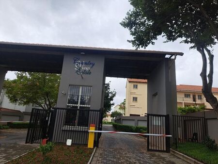 2 Bedroom apartment to rent in Country View, Midrand