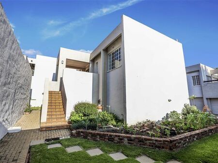 1 Bedroom Apartment in Rivonia