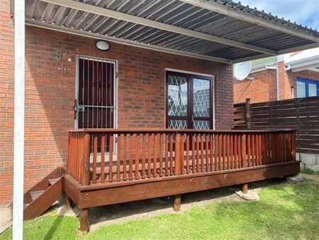 2 Bedroom Townhouse in Beacon Bay