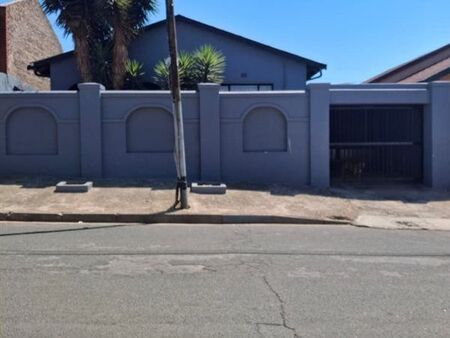 3 Bedroom House in Riverlea