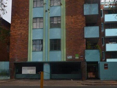 Studio Apartment in Yeoville
