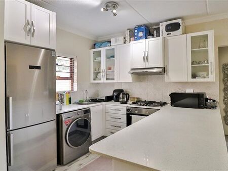 1 Bedroom Apartment in Sunninghill