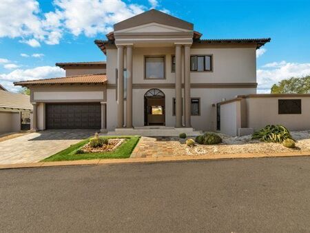 5 Bedroom House in Fourways