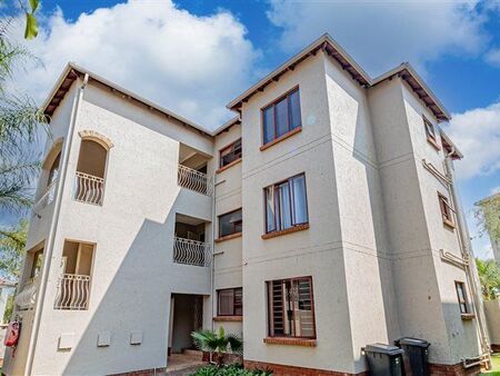 2 Bedroom Apartment in Sunninghill