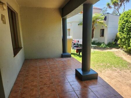 2 Bedroom Apartment in Pineslopes