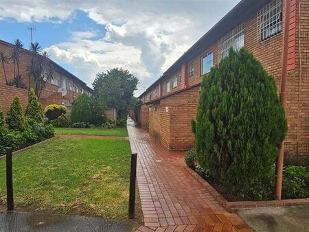 3 Bedroom Townhouse in Bedford Gardens