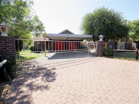 3 Bedroom House in Heidelberg Central