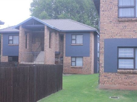 2 Bedroom Apartment in Comet