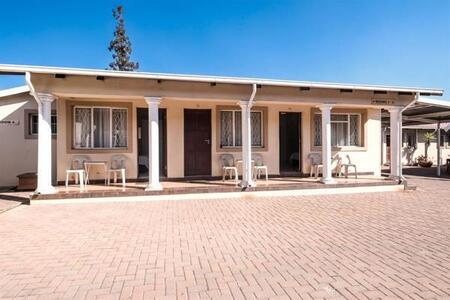 Studio Apartment in Witfield