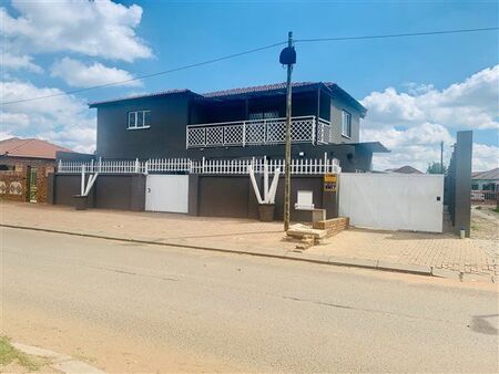 2 Bedroom Apartment in Actonville