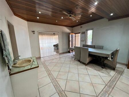5 Bedroom House in Laudium