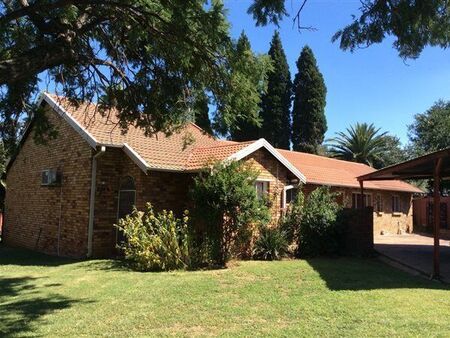 3 Bedroom House in The Reeds