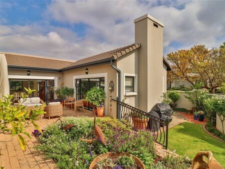 4 Bedroom House in Midlands Estate