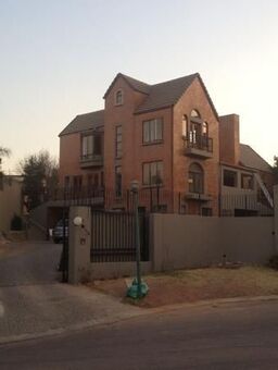 1 Bedroom Flat in Highveld
