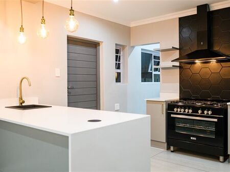 4 Bedroom House in Linkside