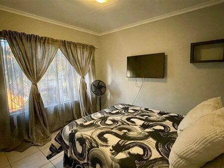 2 Bedroom Apartment in Wilgeheuwel