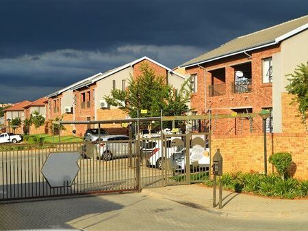 2 Bedroom Apartment in Wilgeheuwel
