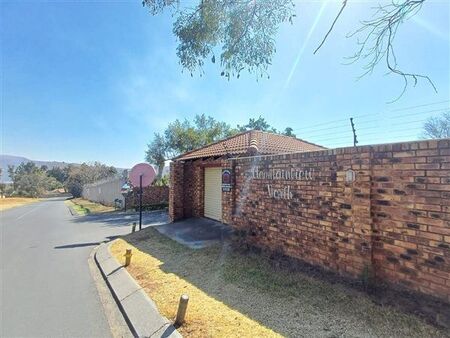 2 Bedroom Apartment in Wilgeheuwel